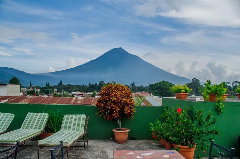Hotel Panchoy By Ahs Antigua Kültér fotó